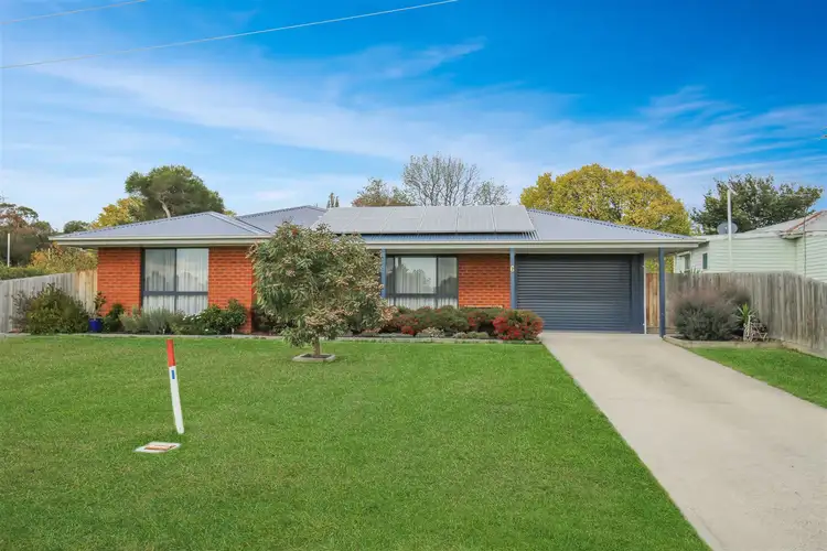 6 Meikle Street, Meeniyan VIC 3956