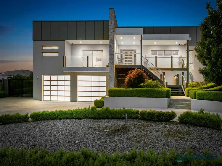 49 Cason Crescent, Warragul VIC 3820