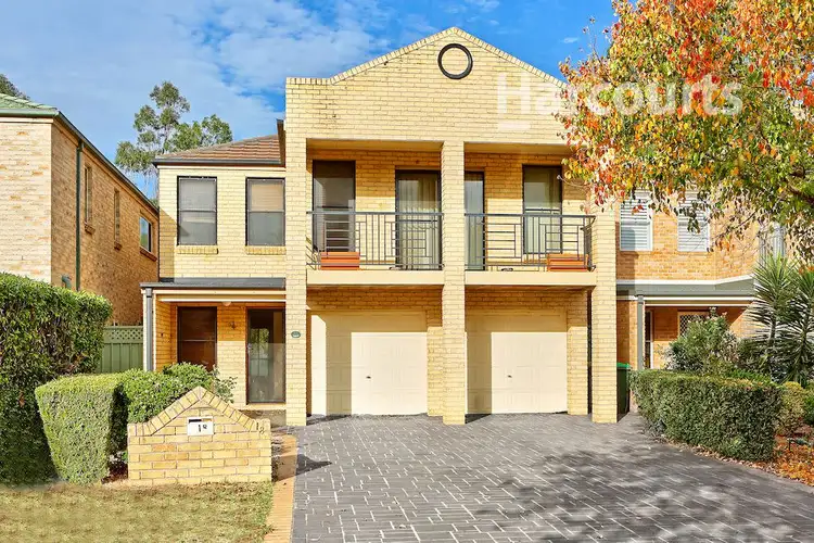 18 Lakeland Circuit, Harrington Park NSW 2567