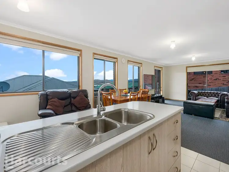Sixth view of Homely unit listing, 2/3 Nirranda Court, Oakdowns TAS 7019