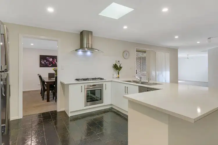 94 Fraser Avenue, Happy Valley SA 5159