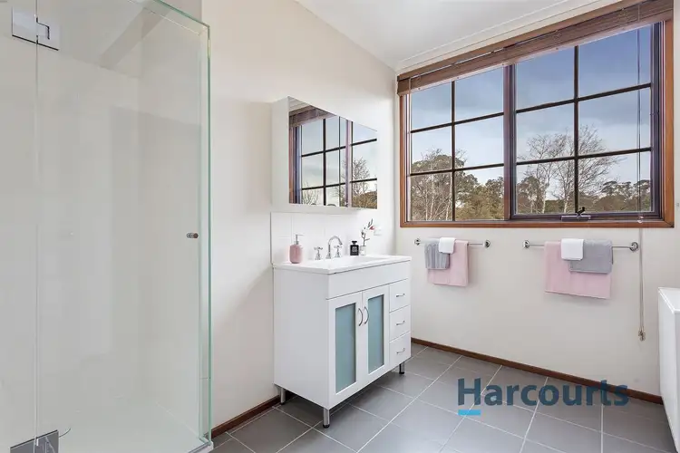 Seventh view of Homely house listing, 17 Robert Court, Croydon VIC 3136