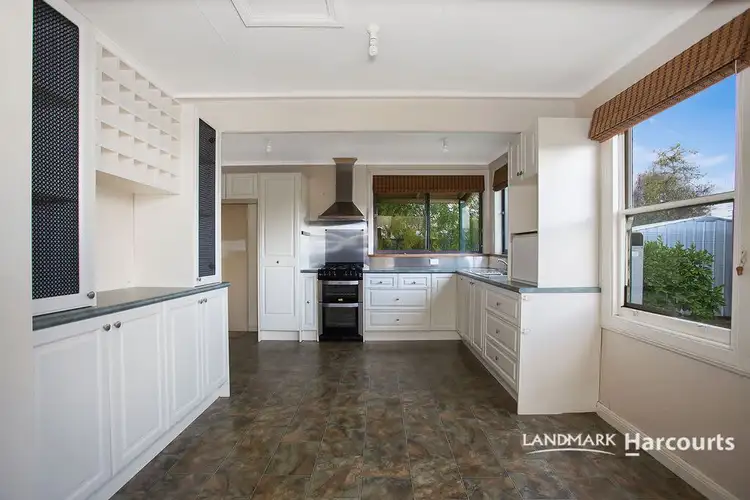 Fifth view of Homely house listing, 40 Burns Street, Hamilton VIC 3300