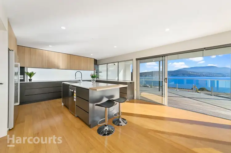 985 Oceana Drive, Tranmere TAS 7018