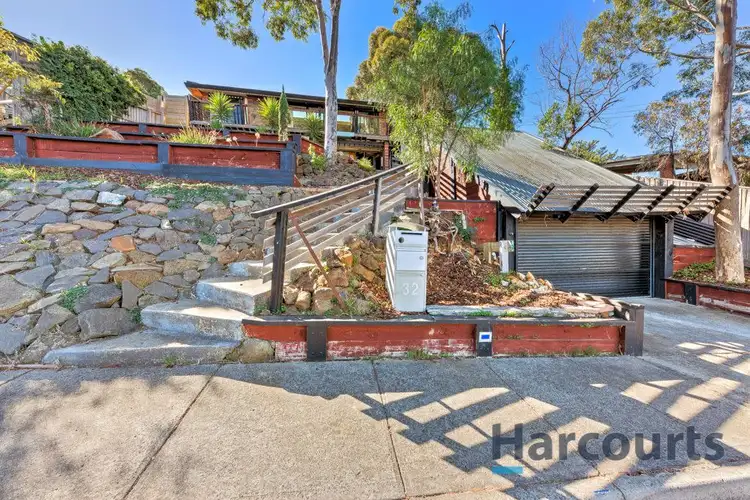 Second view of Homely house listing, 32 Riverside Ave, Keilor VIC 3036