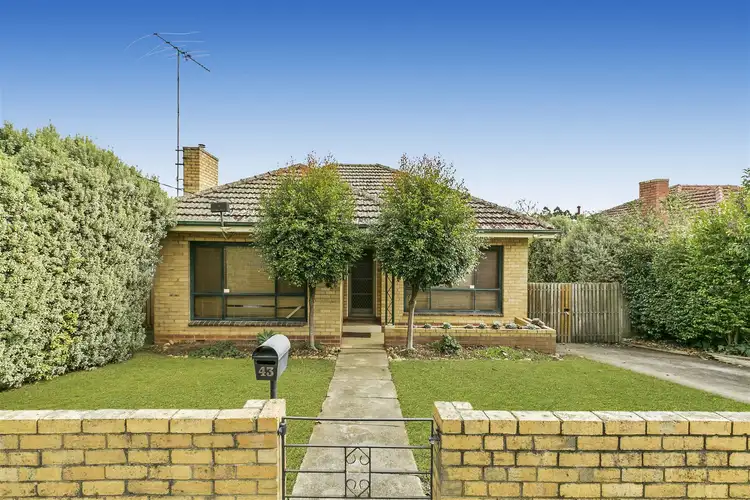 43 Charles Street, Warragul VIC 3820