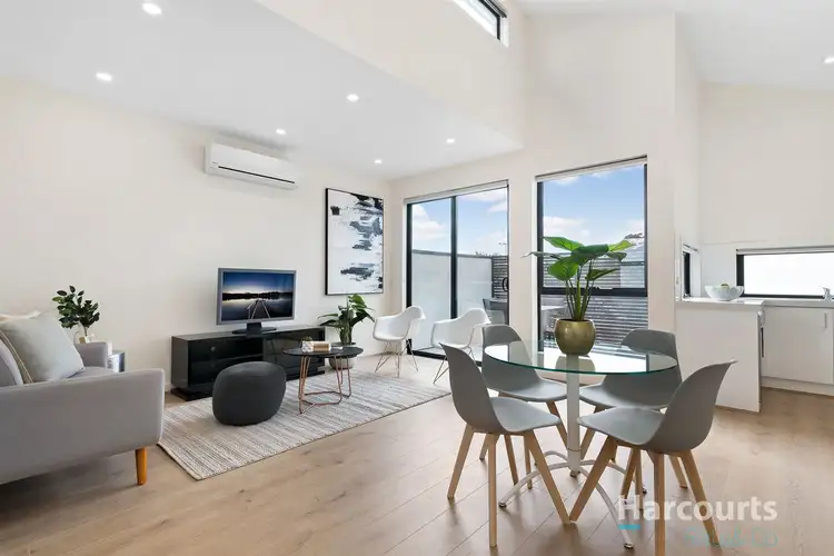 2/7 Highlands Road, Thomastown VIC 3074