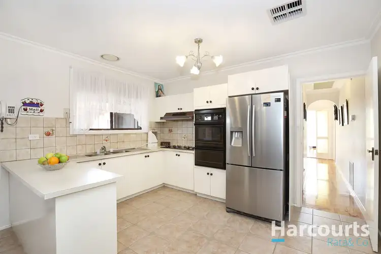 Second view of Homely house listing, 7 Lindley Court, Thomastown VIC 3074