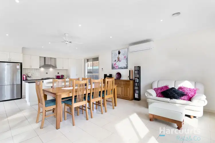 Fifth view of Homely house listing, 2 Bennett Street, South Morang VIC 3752