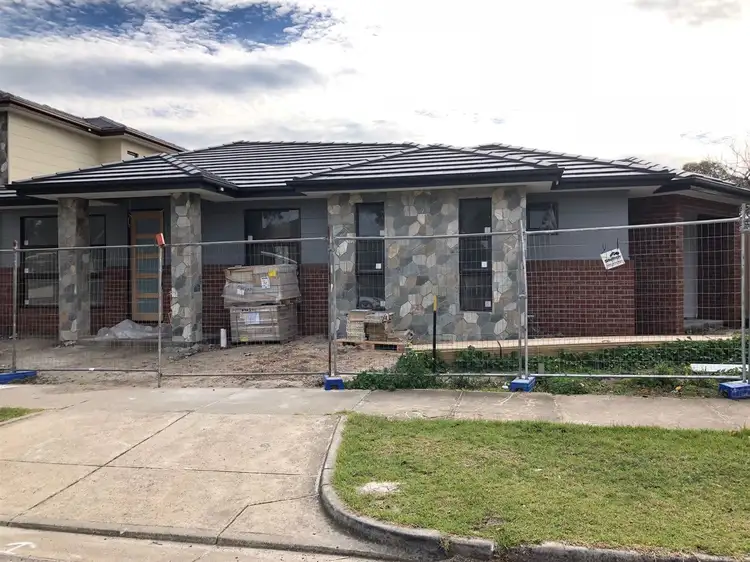 3/60 Burbank Drive, Reservoir VIC 3073
