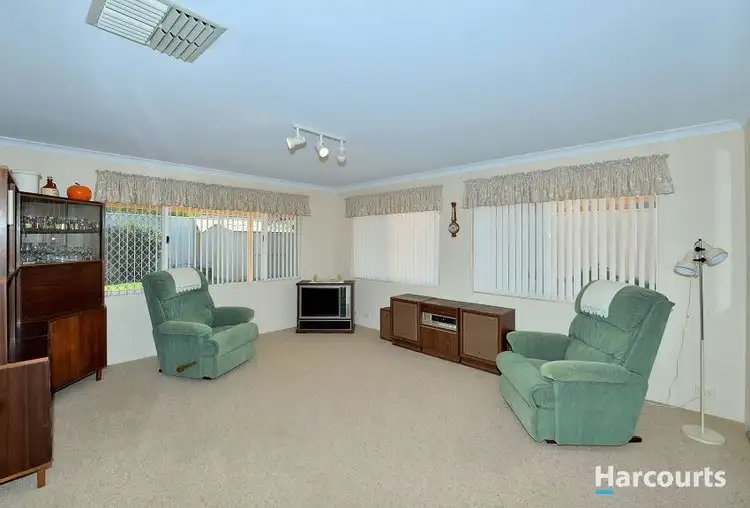 Seventh view of Homely house listing, 10 Grevillea Rise, Halls Head WA 6210