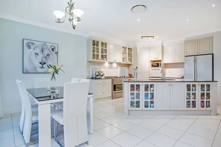 25 Skyburnett Street, Reedy Creek QLD 4227
