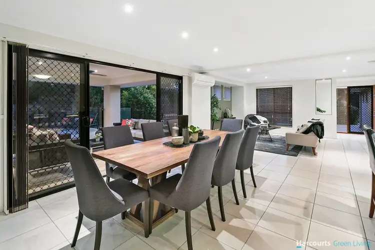 13 Uhlmann Street, Wakerley QLD 4154