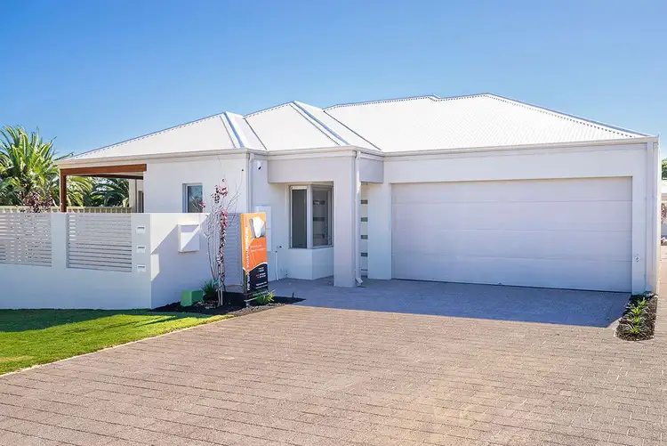 1/12 Hotspur Road, Spearwood WA 6163