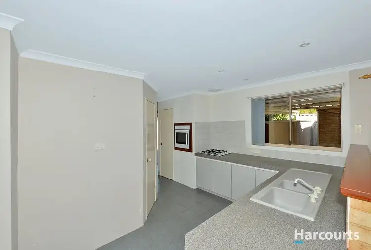 Sixth view of Homely unit listing, 2/24 Cox Street, Mandurah WA 6210