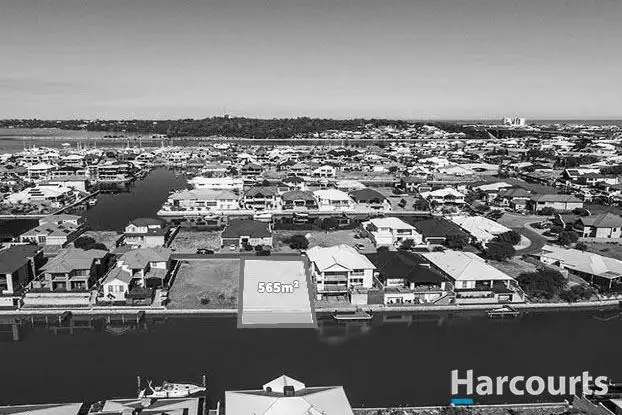 11 Sandpiper Island Retreat, Wannanup WA 6210