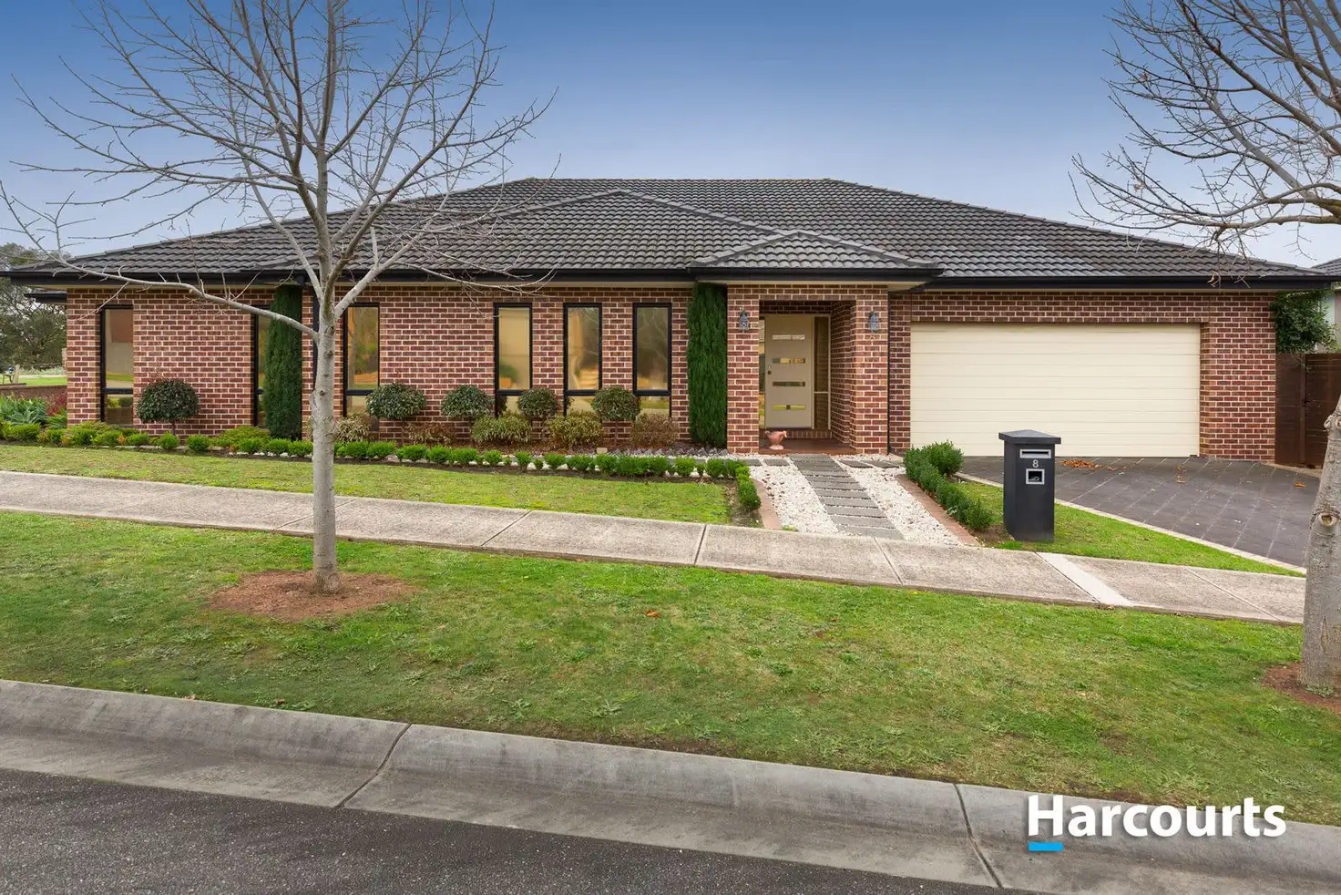 Main view of Homely house listing, 8 Lakewood Place, Berwick VIC 3806