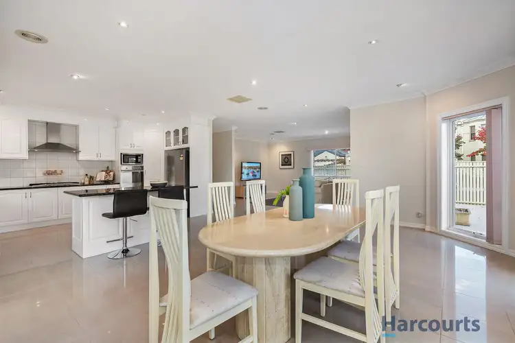 Sixth view of Homely house listing, 18 Shearwater Court, Cairnlea VIC 3023