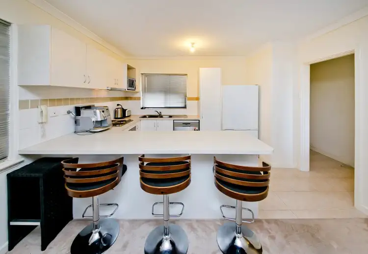 42 Kinsella Street