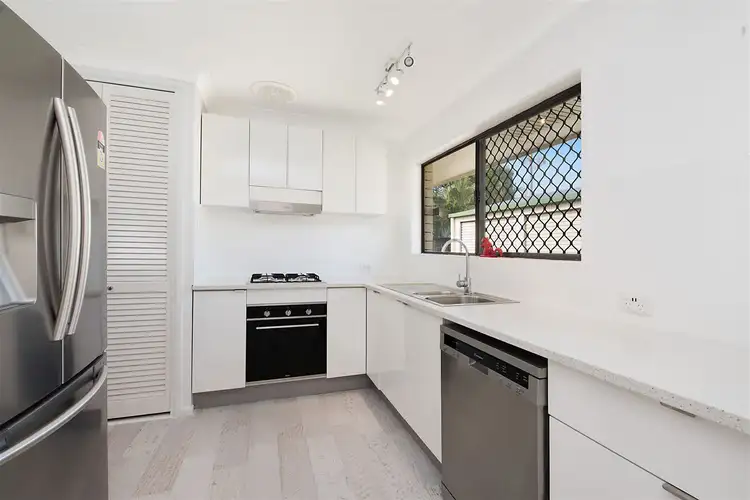 12 Brier Court, Golden Beach QLD 4551