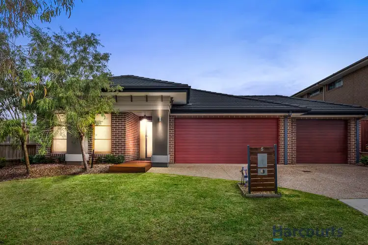 5 Grattan Way, Pakenham VIC 3810