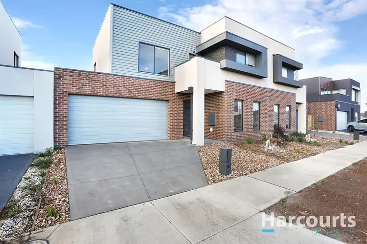 6 Landsdowne Avenue, Mickleham VIC 3064