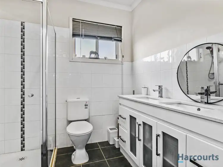 Sixth view of Homely house listing, 1/9 Fairchild Street, Drouin VIC 3818