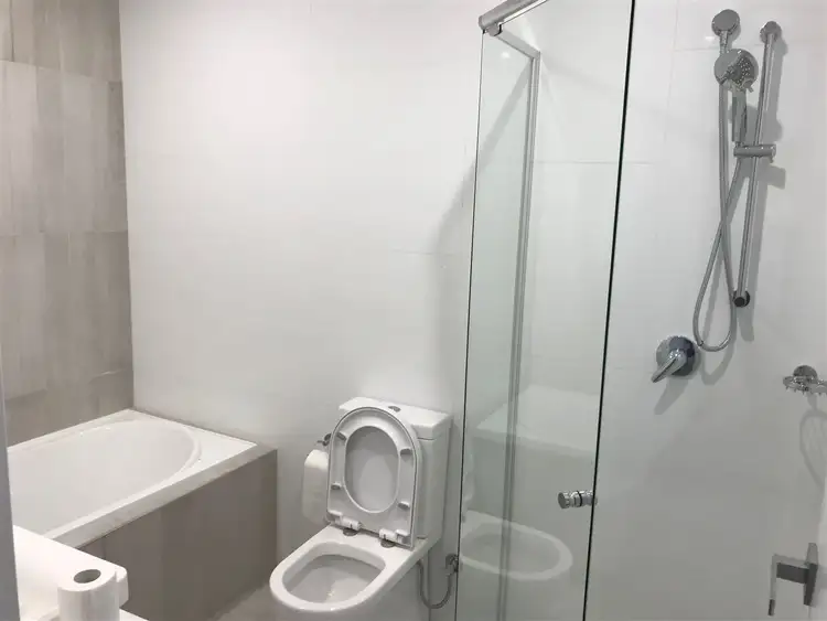Fifth view of Homely unit listing, 4/110-112 Adderton Road, Carlingford NSW 2118