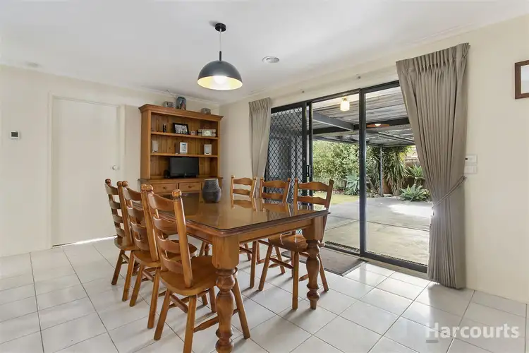 Fifth view of Homely house listing, 15 Conferta Court, Cranbourne West VIC 3977