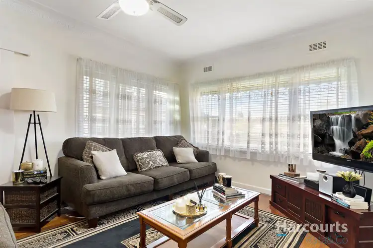Fifth view of Homely house listing, 2 West Court, Lalor VIC 3075