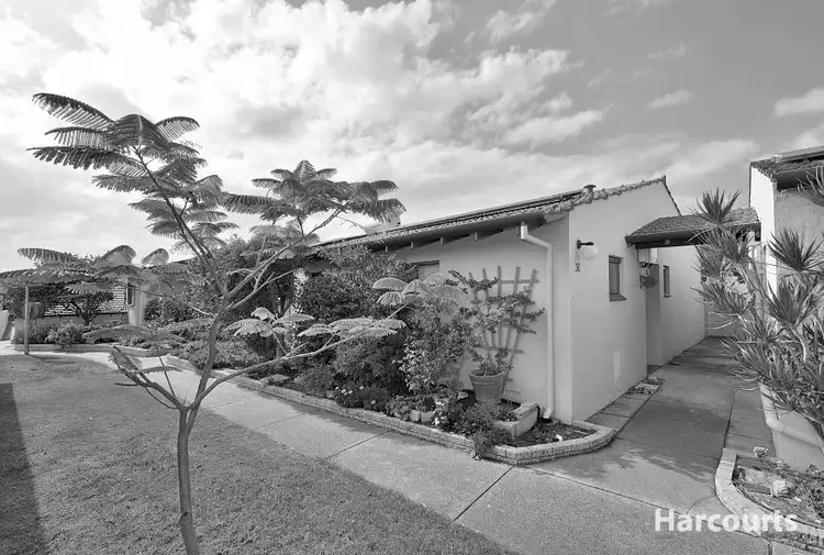 38/10 Hungerford Ave, Halls Head WA 6210