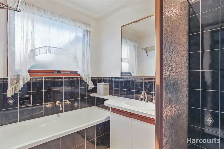 Fourth view of Homely house listing, 25 Cottswold Ave, Narre Warren VIC 3805