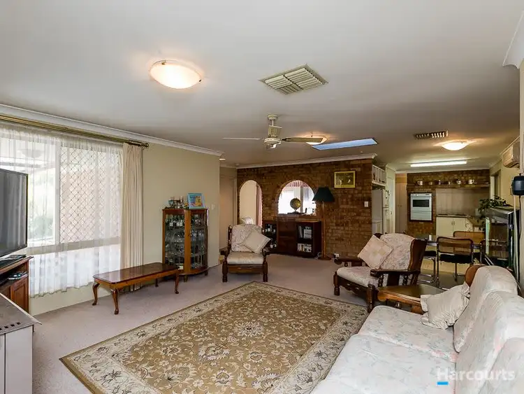 Fourth view of Homely house listing, 29 Oakover Way, Heathridge WA 6027
