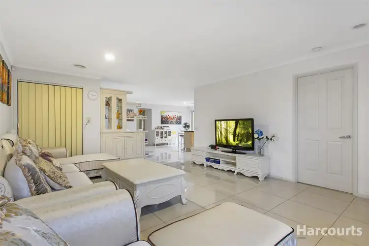 35 Eureka Crescent, Narre Warren South VIC 3805