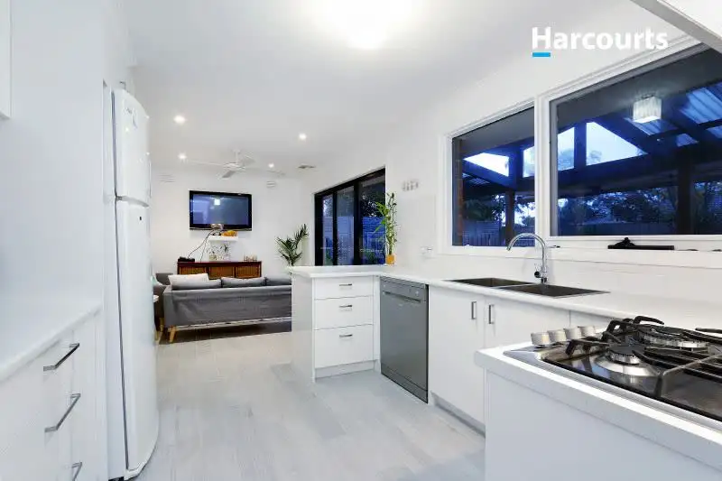Main view of Homely house listing, 8 Deanswood Drive, Somerville VIC 3912