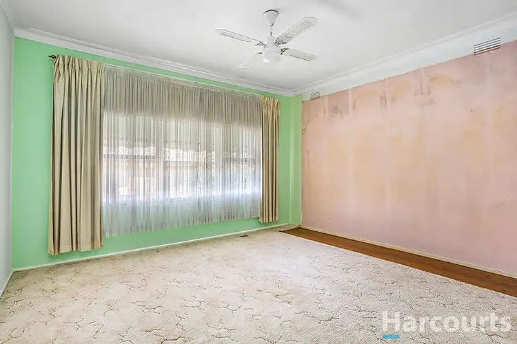 Fifth view of Homely house listing, 20 Kincumber Drive, Glen Waverley VIC 3150