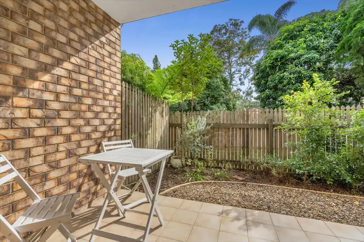 Third view of Homely unit listing, 2/31 Crown Street, Holland Park West QLD 4121