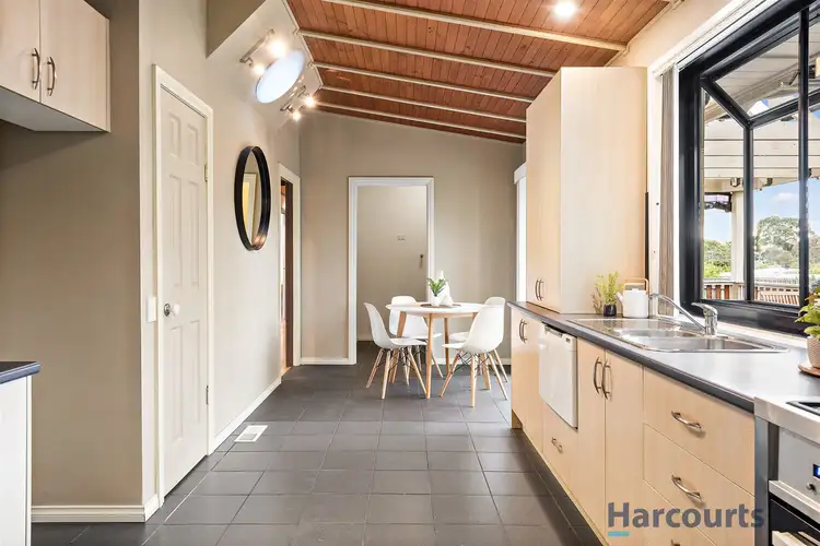 Fifth view of Homely house listing, 3 Orduna Place, Wheelers Hill VIC 3150