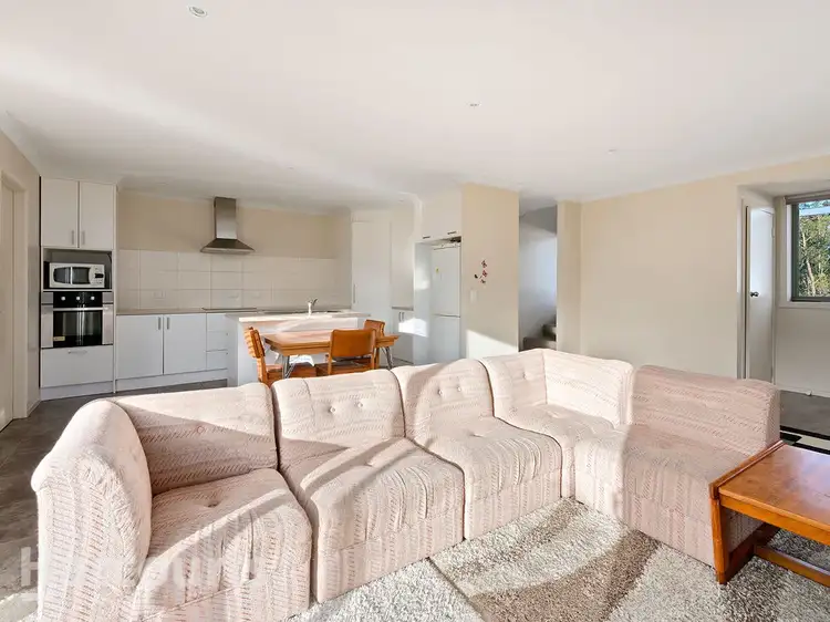 Fifth view of Homely unit listing, 2/2 Kitty Way, Kingston TAS 7050