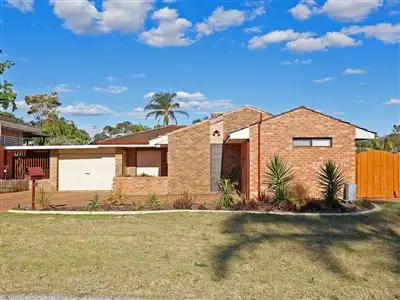 Second view of Homely house listing, 33 Weston Way, Kardinya WA