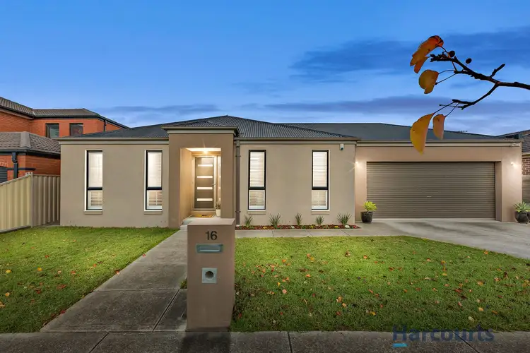 16 Grovedale Circuit, Cairnlea VIC 3023