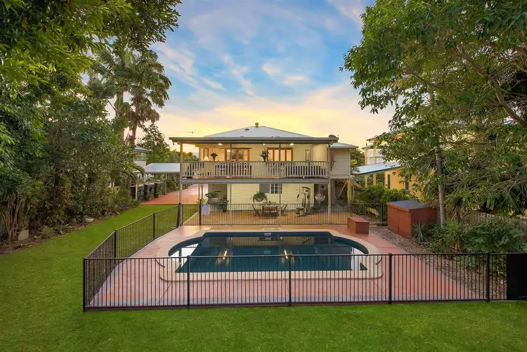 59 Carmody Street, Hermit Park QLD 4812
