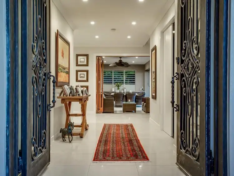 8 Monserrat Court, Reedy Creek QLD 4227
