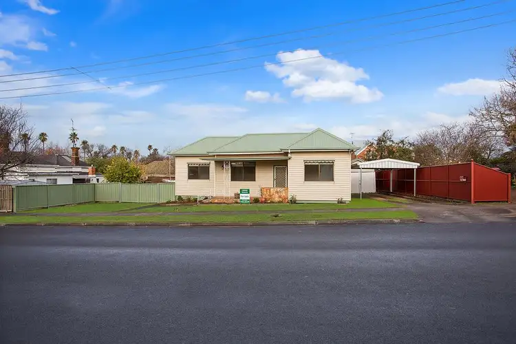 Second view of Homely house listing, 4 Horwitz Street, Hamilton VIC 3300