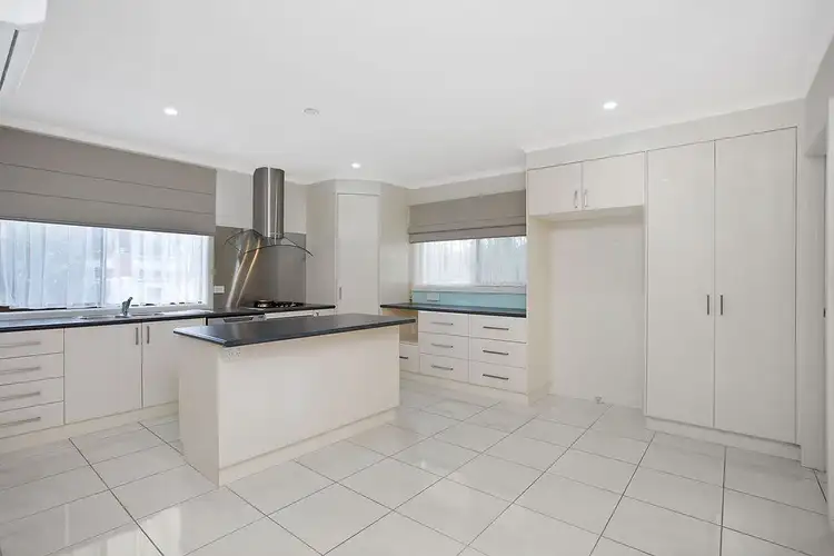 Fifth view of Homely house listing, 4 Horwitz Street, Hamilton VIC 3300