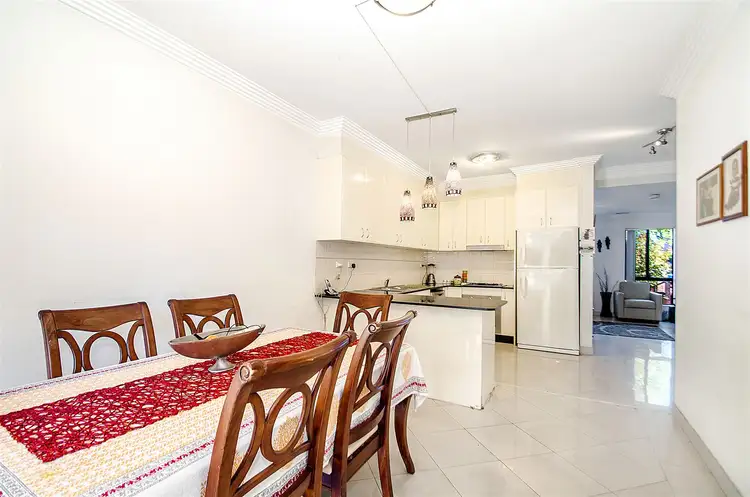 3/335-339 Blaxcell Street, Granville NSW 2142