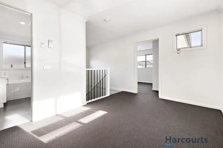 Fifth view of Homely unit listing, 11 Botany Drive, Carrum Downs VIC 3201