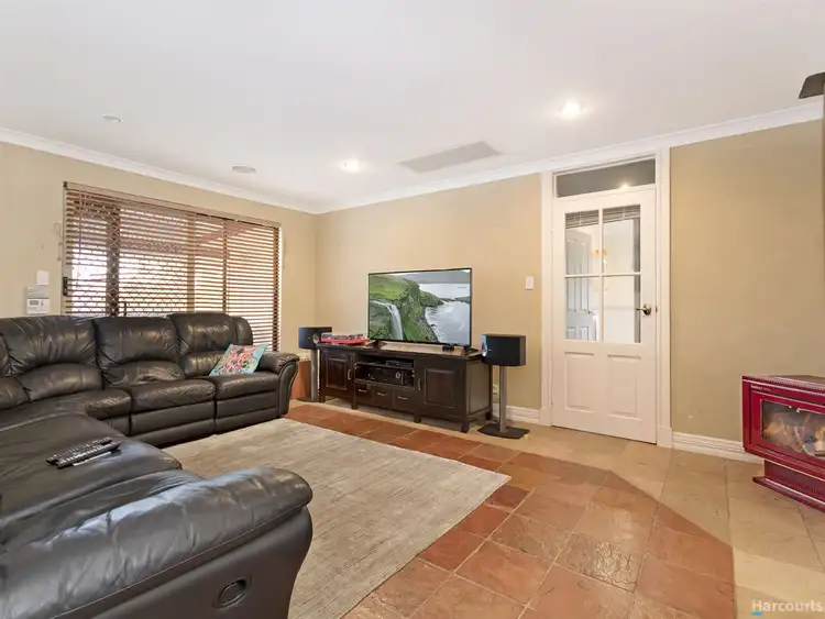 Fifth view of Homely house listing, 10 Quarry Ramble, Edgewater WA 6027