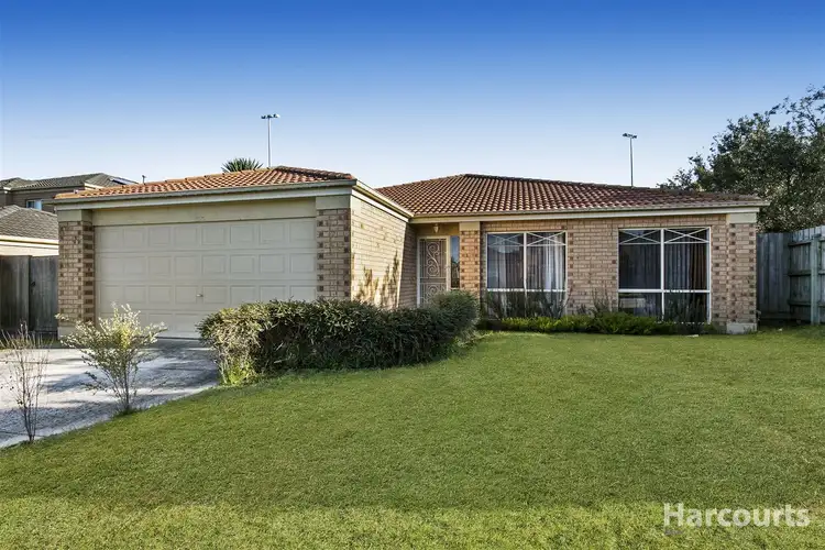 8 Beethoven Dr, Narre Warren South VIC 3805