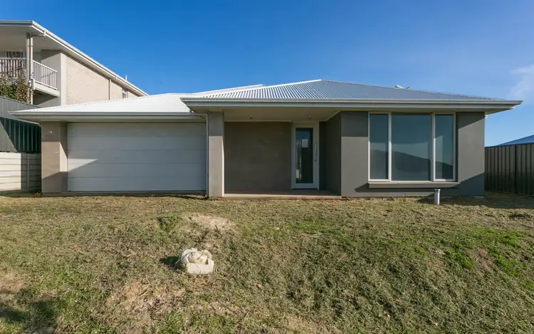 16 Emerald Drive, Hayborough SA 5211